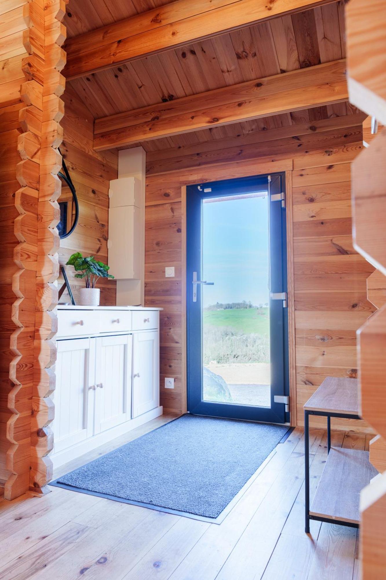 Le Chalet Du Crescent Saint-Germain-des-Champs エクステリア 写真