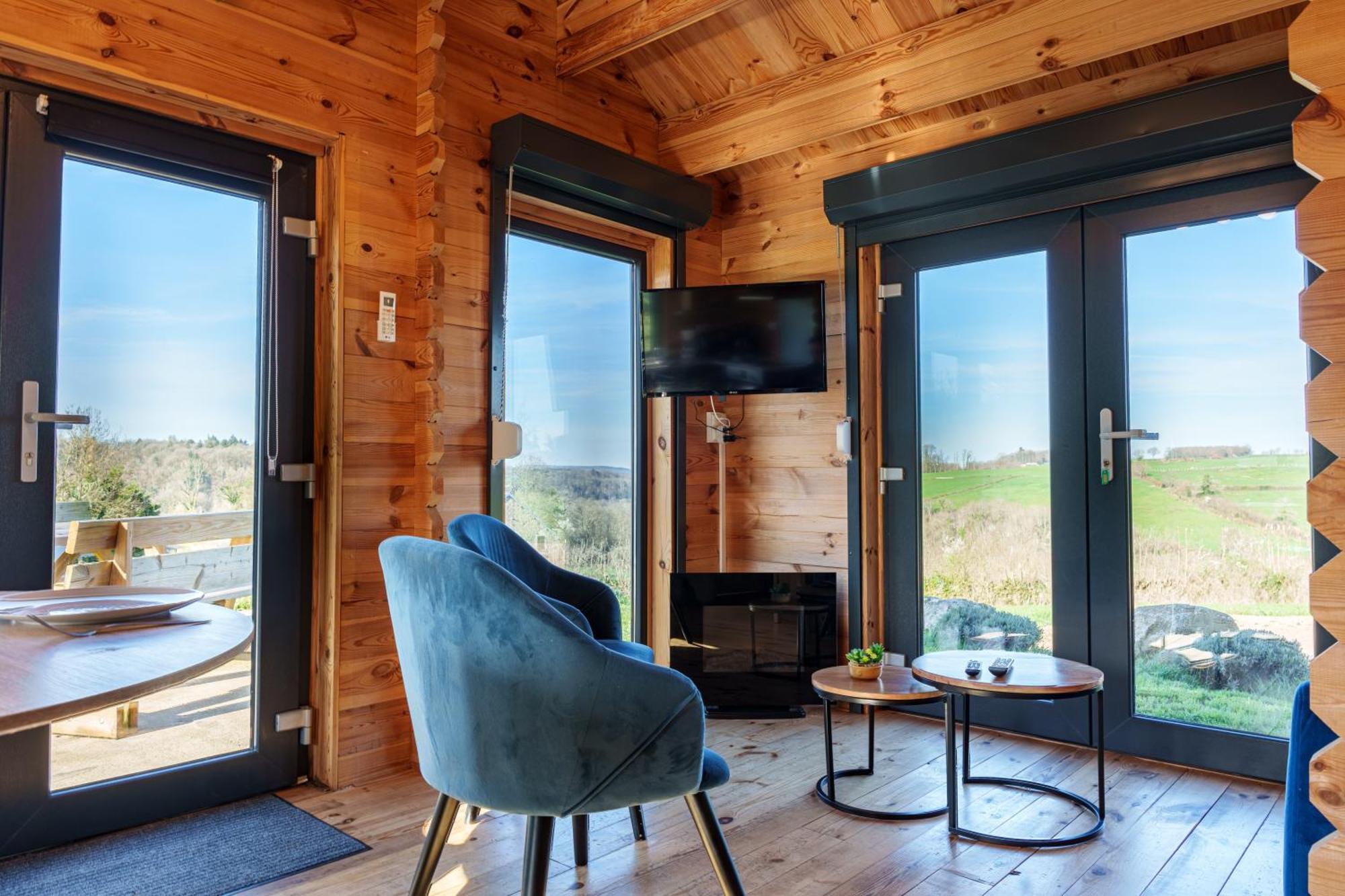 Le Chalet Du Crescent Saint-Germain-des-Champs エクステリア 写真